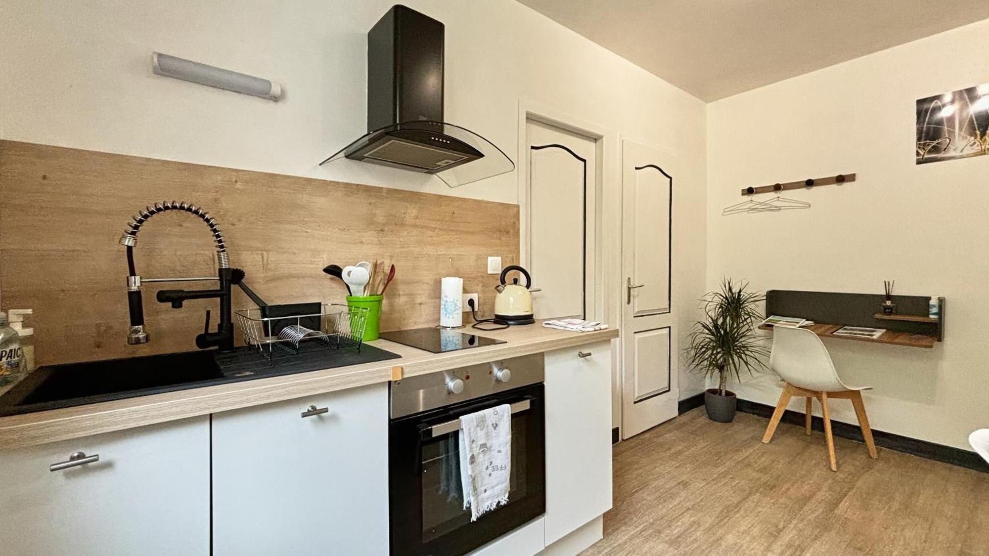 Agreable Studio En Hyper Centre Nevers Extérieur photo